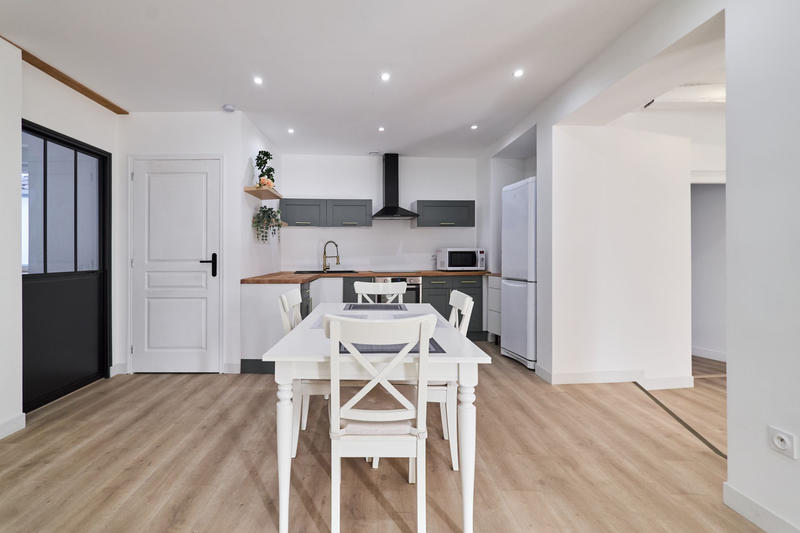 Maison - 188 m² - 7 pièces