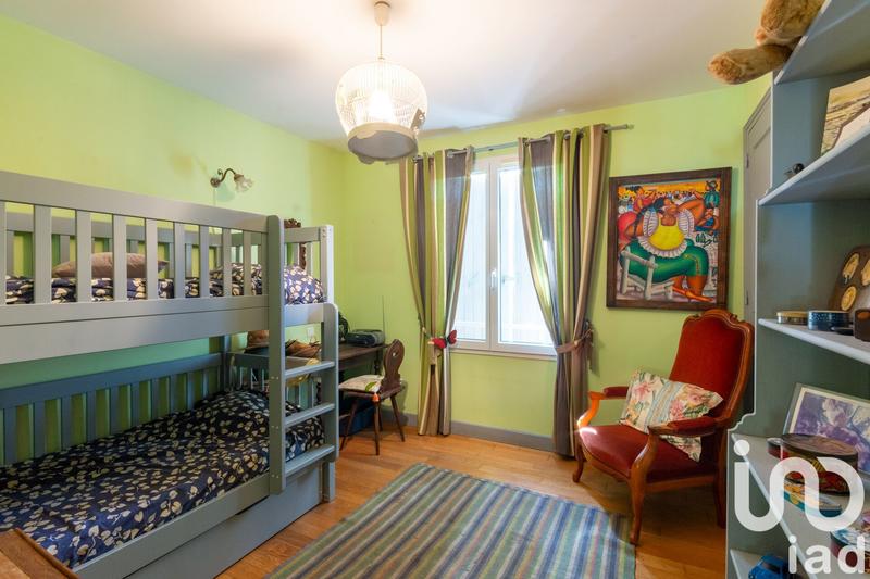 Maison - 175 m² - 8 pièces