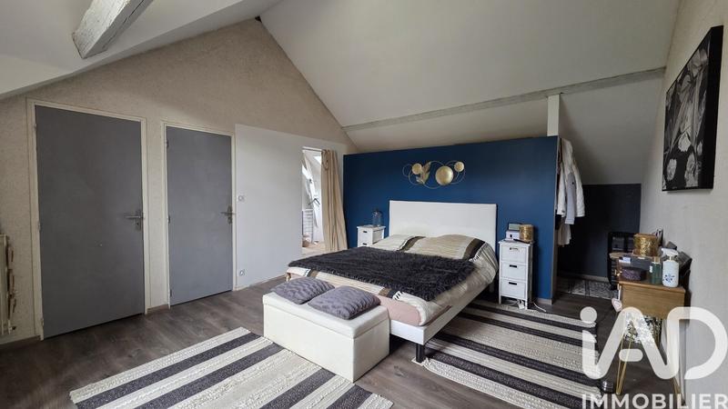 Maison - 227 m² - 8 pièces
