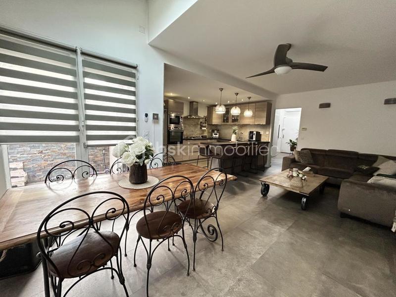 Maison de ville - 82 m² - 4 pièces