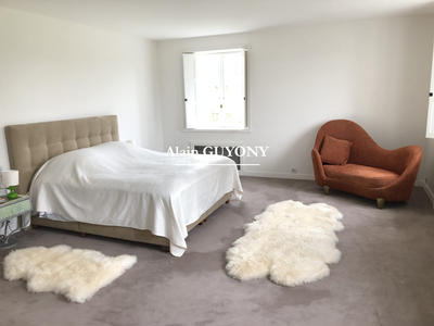 Maison contemporaine - 466 m² - 12 pièces