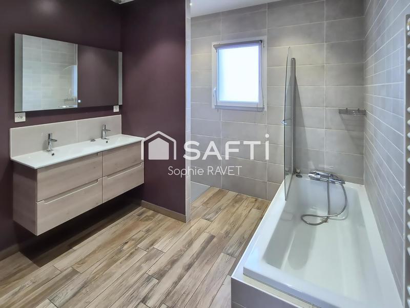 Maison - 140 m² - 6 pièces