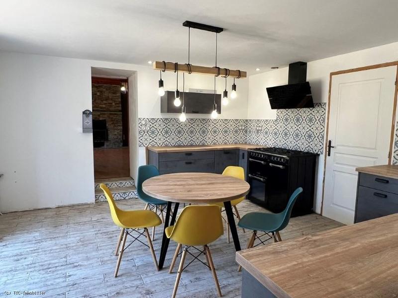 Maison - 146 m² - 6 pièces