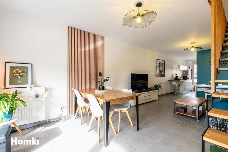 Appartement - 94 m² - 4 pièces