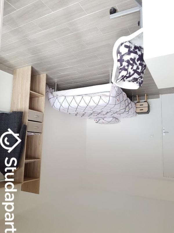 Chambre - 13 m² - 1 pièce