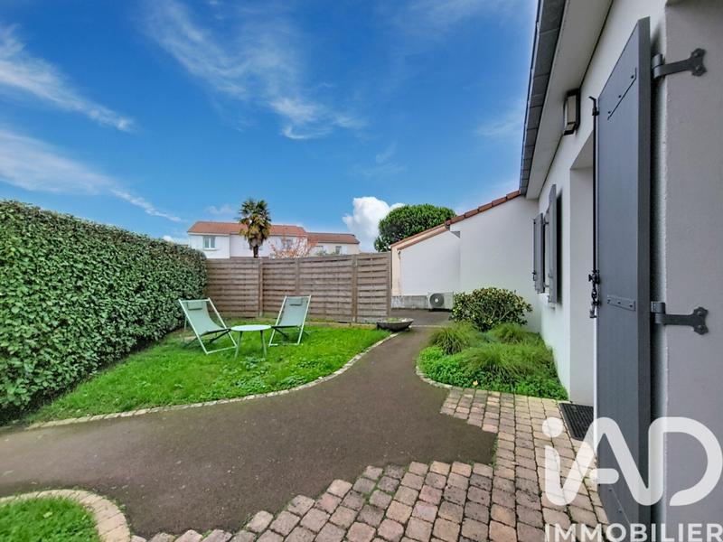 Maison - 216 m² - 6 pièces