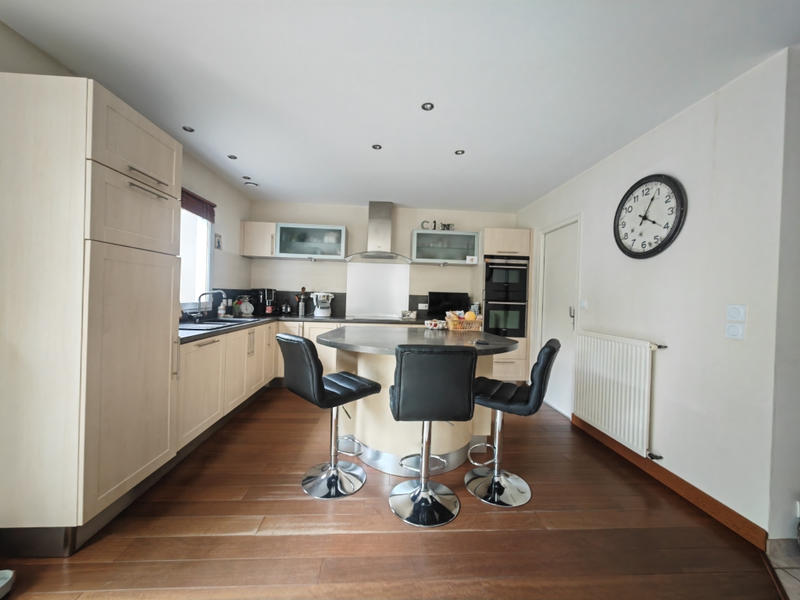 Maison - 170 m² - 6 pièces