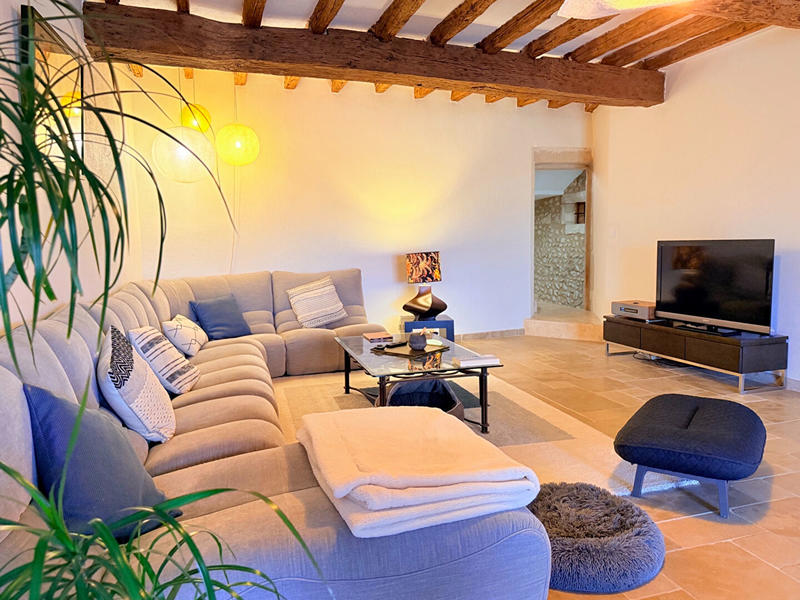 Maison - 238 m² - 9 pièces