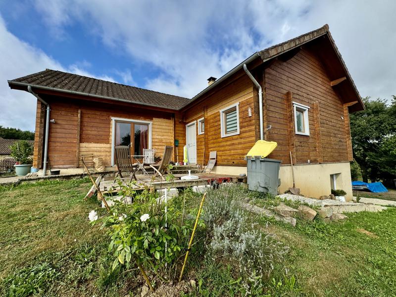 Maison - 130 m² - 4 pièces