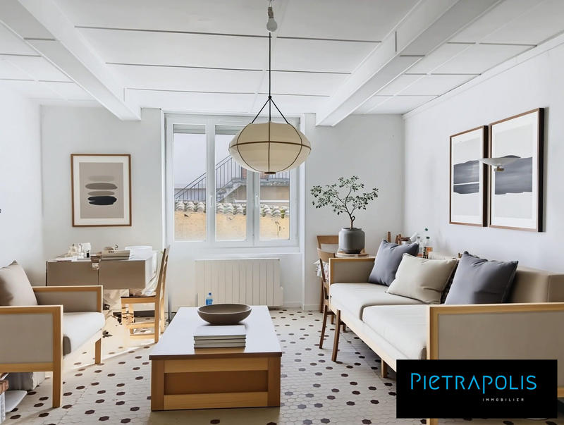 Appartement - 76 m² - 3 pièces