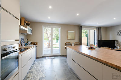 Maison - 93 m² - 4 pièces