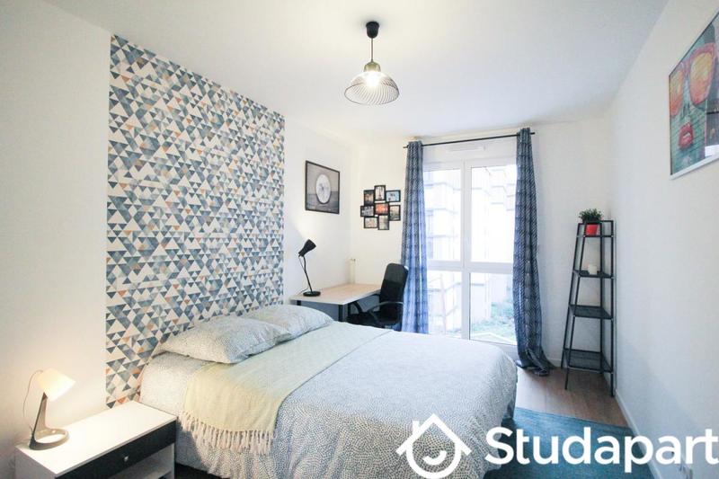 Chambre - 13 m² - 1 pièce