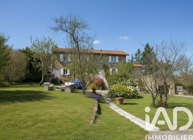 Maison - 164 m² - 5 pièces