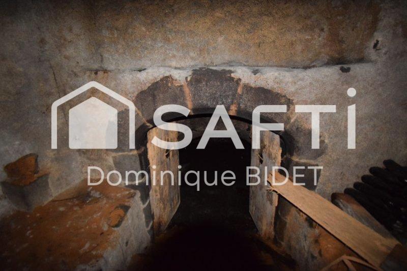 Maison - 372 m² - 14 pièces