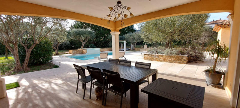 Villa - 240 m² - 7 pièces