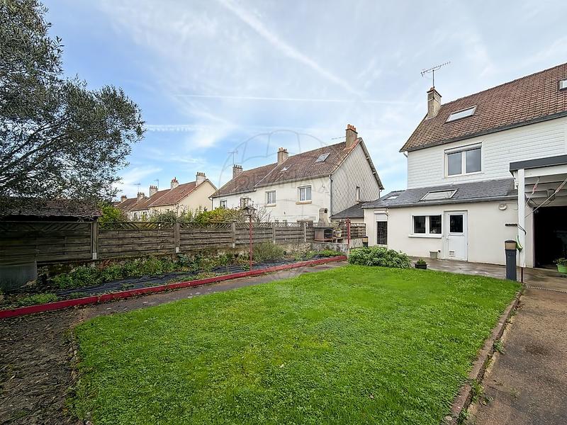 Maison - 145 m² - 7 pièces