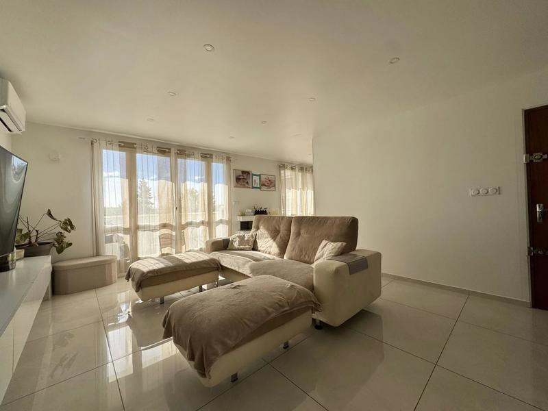 Appartement - 83 m² - 3 pièces