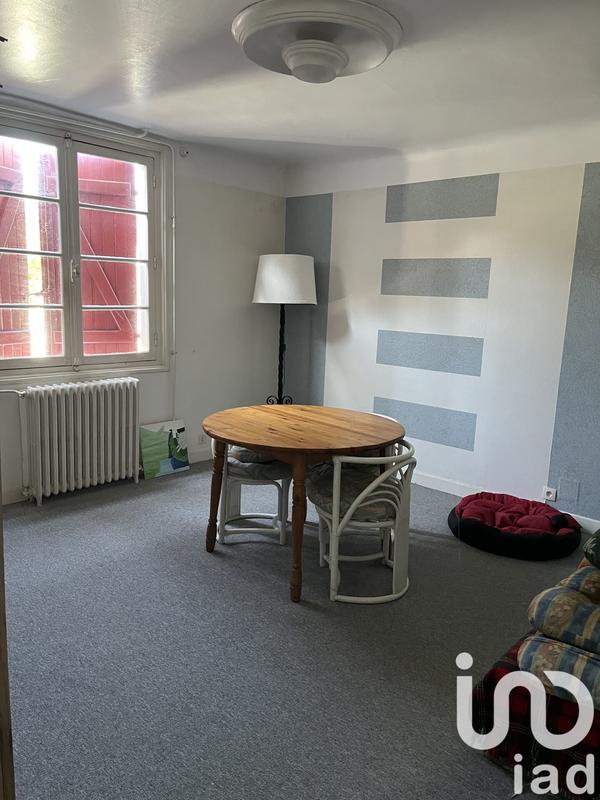 Maison - 268 m² - 8 pièces