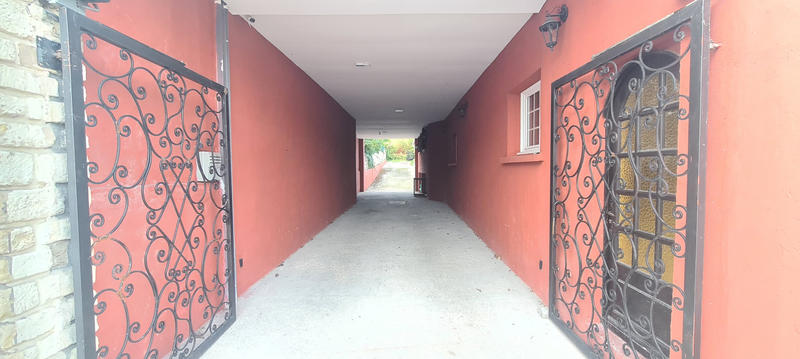 Immeuble - 215 m² - 11 pièces