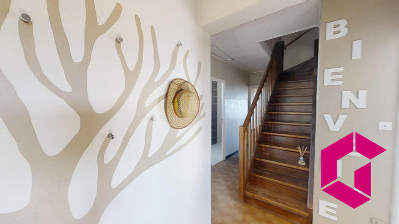 Villa - 171 m² - 10 pièces