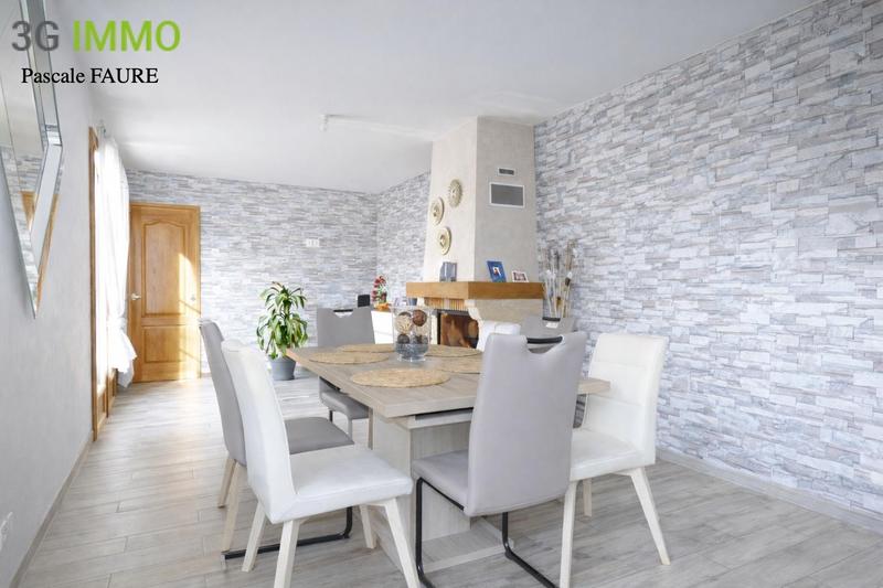 Maison traditionnelle - 125 m² - 7 pièces