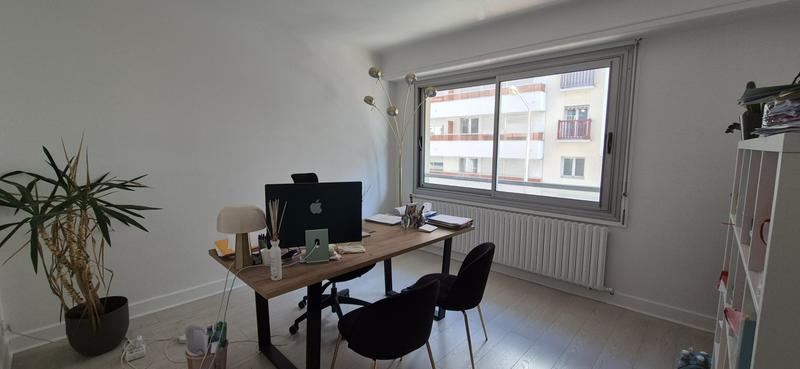 Bureau - 74 m² - 5 pièces