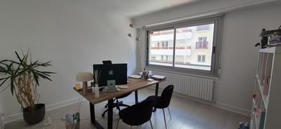 Bureau - 74 m² - 5 pièces