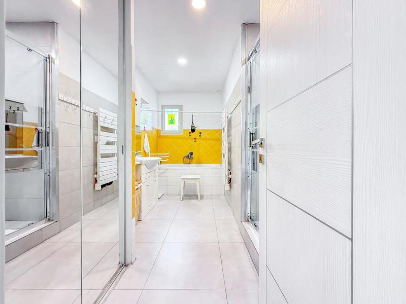 Maison - 150 m² - 5 pièces