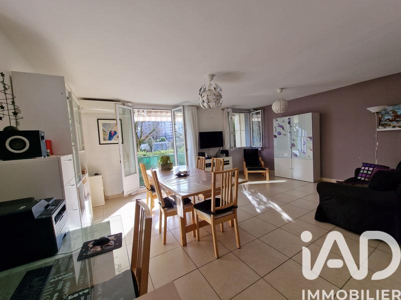 Appartement - 83 m² - 5 pièces