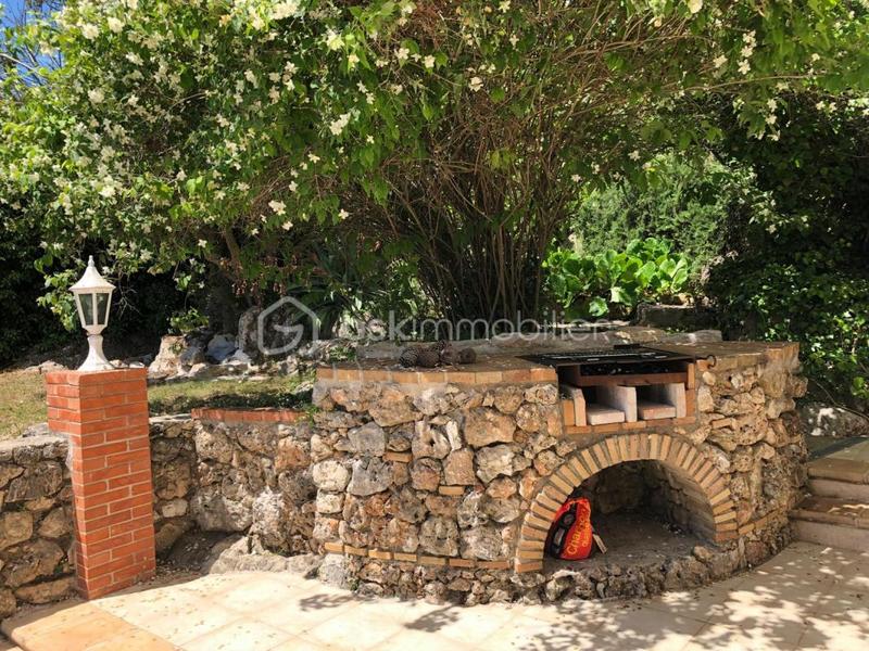 Villa - 178 m² - 6 pièces