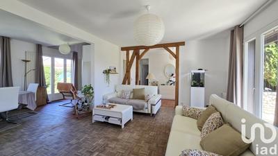 Maison - 137 m² - 6 pièces