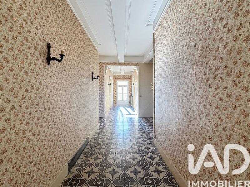 Maison de village - 270 m² - 7 pièces