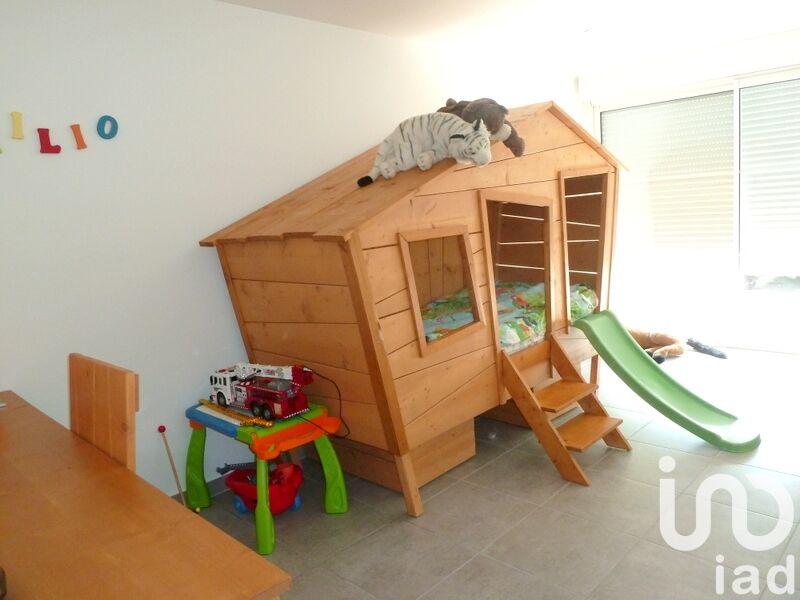 Maison - 220 m² - 10 pièces