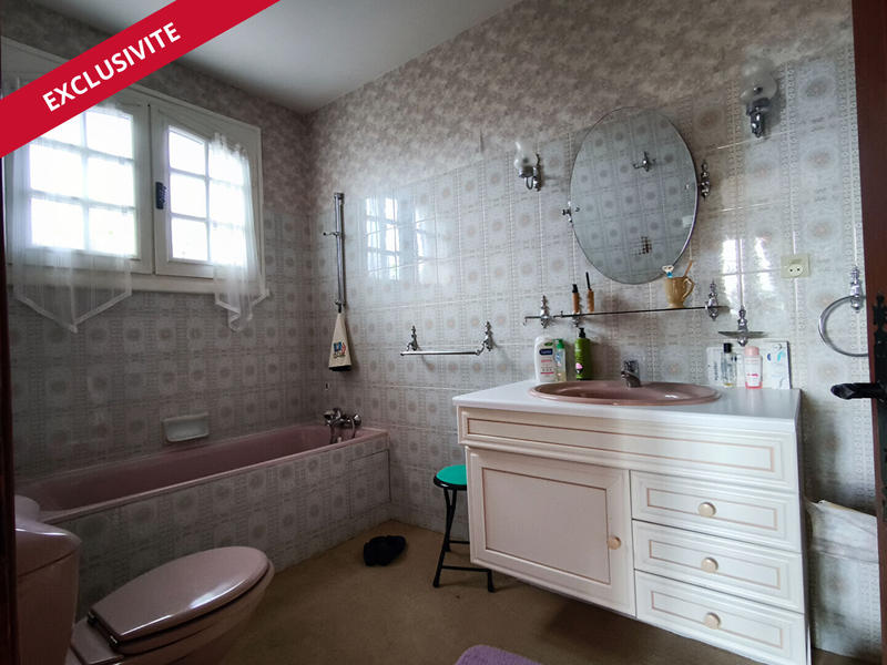 Maison - 141 m² - 7 pièces