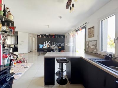 Maison - 100 m² - 4 pièces