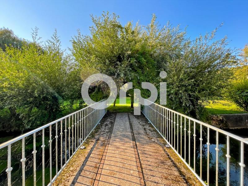 Propriété - 503 m² - 10 pièces