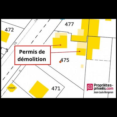 Terrain constructible - 706 m²