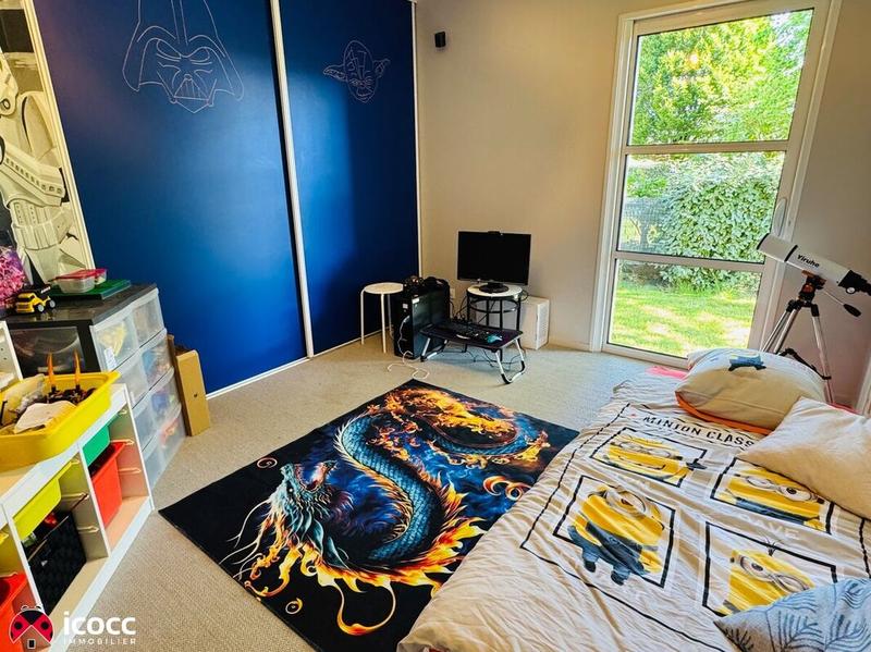 Maison - 303 m² - 11 pièces