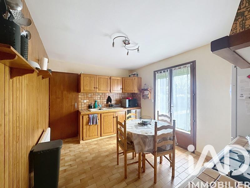 Maison - 90 m² - 5 pièces