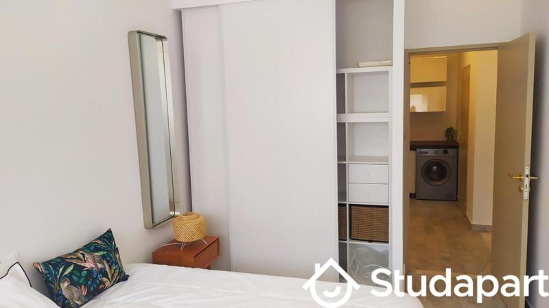 Chambre - 12 m² - 1 pièce