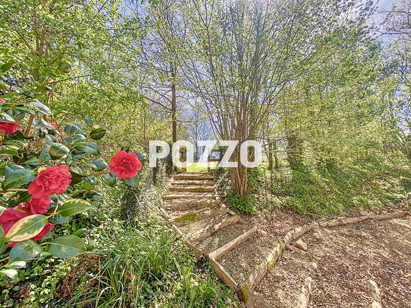 Maison - 144 m² - 5 pièces