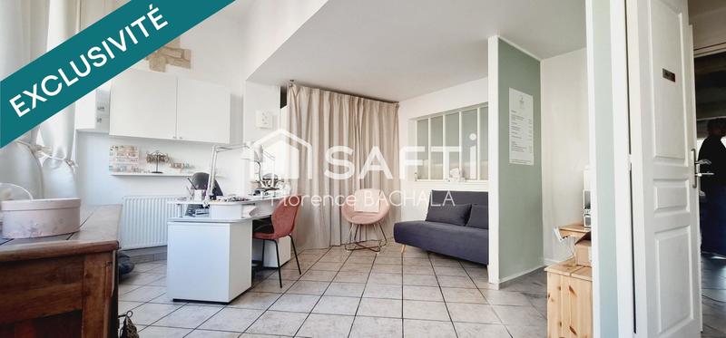 Maison - 208 m² - 7 pièces