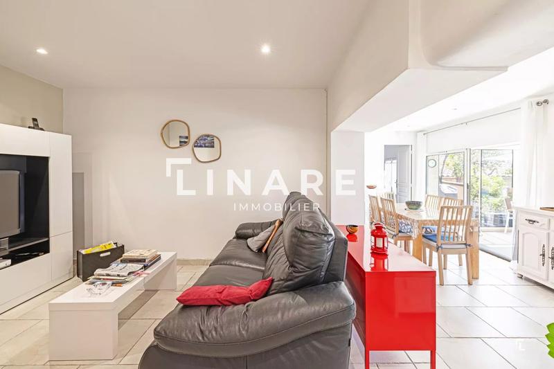 Maison - 174 m² - 5 pièces