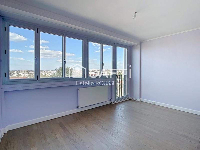 Appartement - 81 m² - 3 pièces