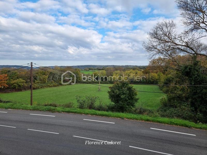 Maison - 400 m² - 10 pièces