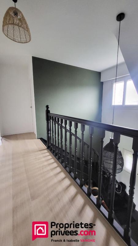 Maison - 122 m² - 4 pièces