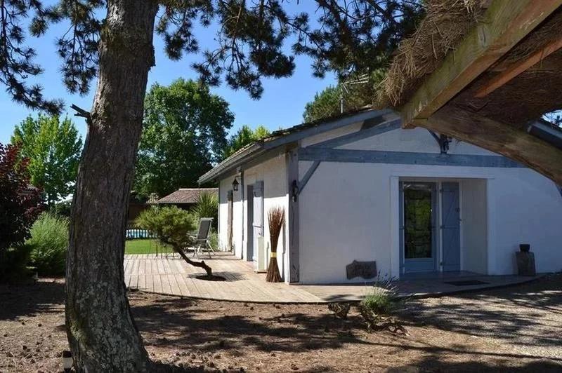 Maison - 235 m² - 7 pièces