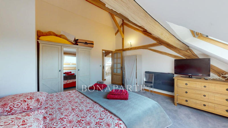 Maison - 280 m² - 7 pièces