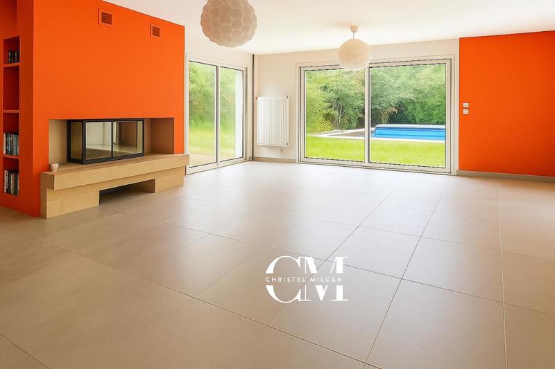 Maison - 196 m² - 7 pièces