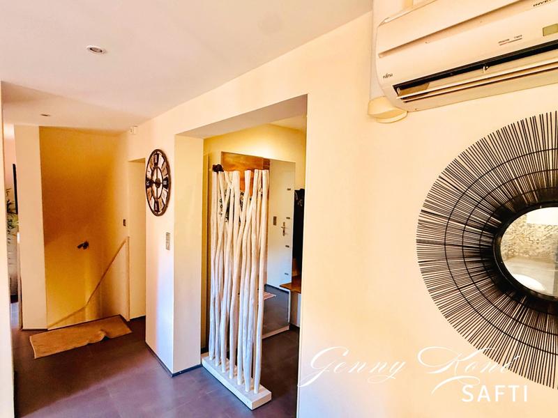 Maison - 198 m² - 7 pièces